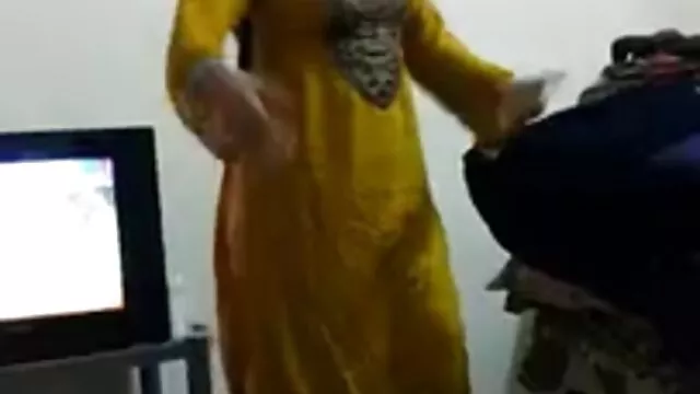 वयस्क कोई पंजीकरण  उसके मुँह में दो ब्लू पिक्चर वीडियो में सेक्स लंड