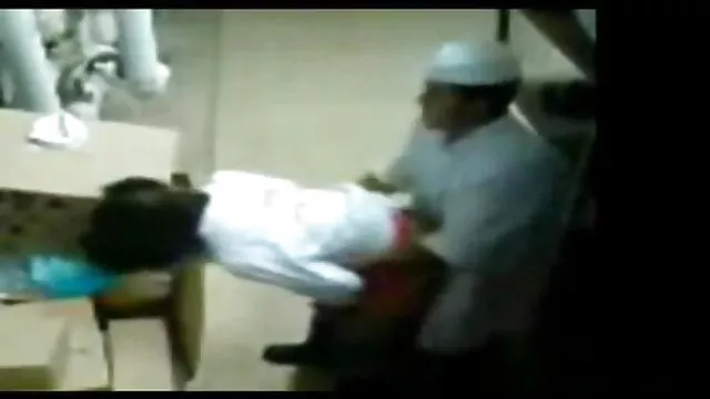 वयस्क कोई पंजीकरण  हूडर सेक्सी पिक्चर में का की रचना रेडर लिली और काइली फॉक्स ने की